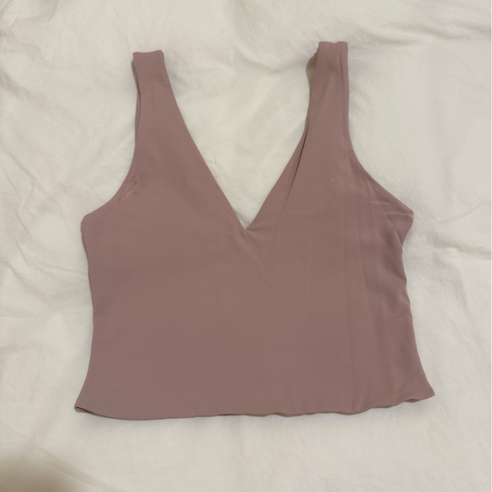 Aritzia Crop Tank